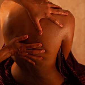 tulsa swedish massage being performed on a client’s full back using relaxing massage techniques